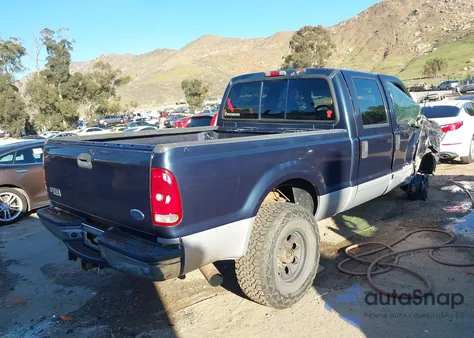 2003 Ford F-250 Lariat/Xl/Xlt из США, поврежденный, VIN 1FTNW21F83EB05458